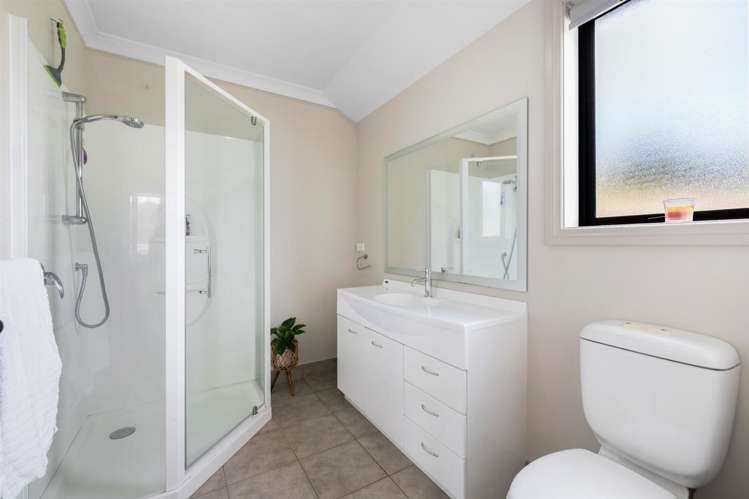 29 Alice Burn Drive Luggate_14