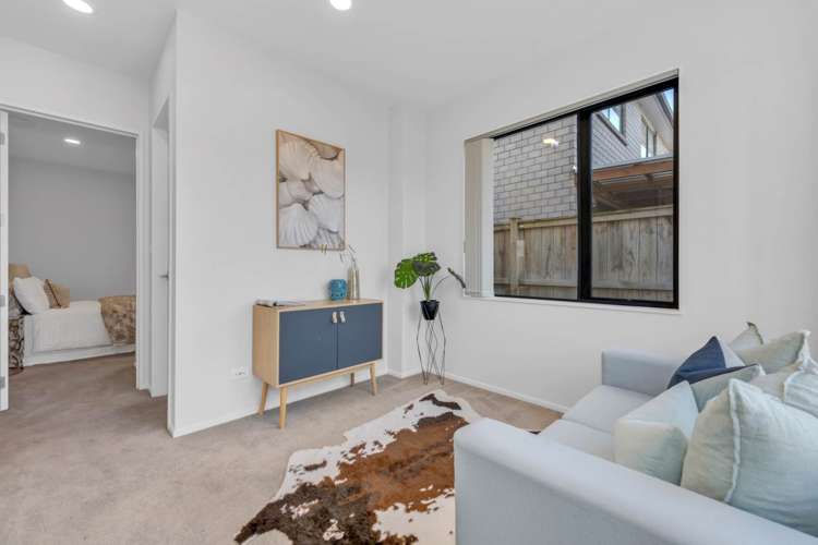 66 Donegal Park Drive Flat Bush_25