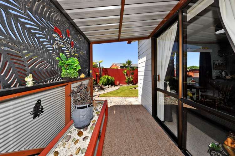 2 Ranui Street Hei Hei_10