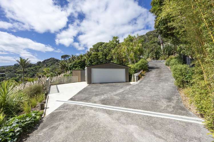 15 Piha Road_2