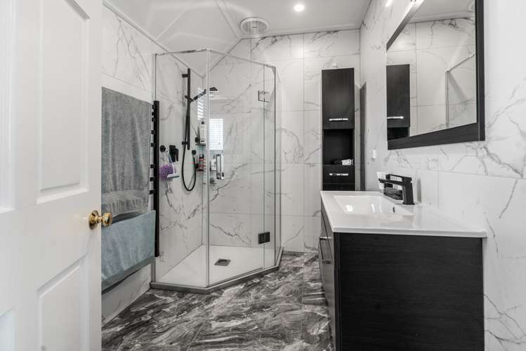 2/67 Brighton Road Parnell_16