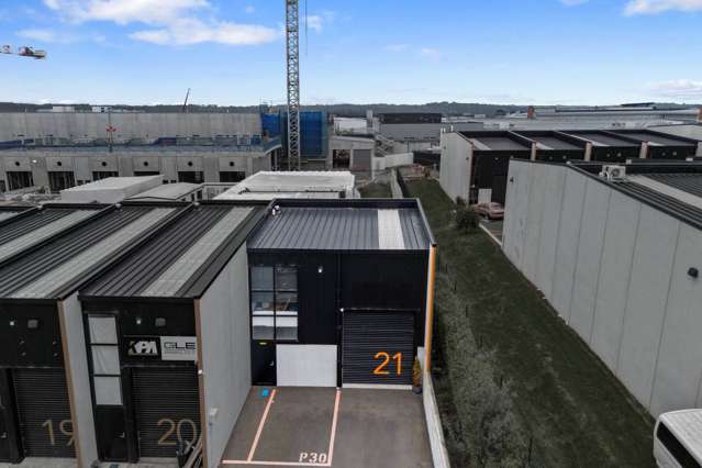 21/74 Westpoint Drive Hobsonville_1