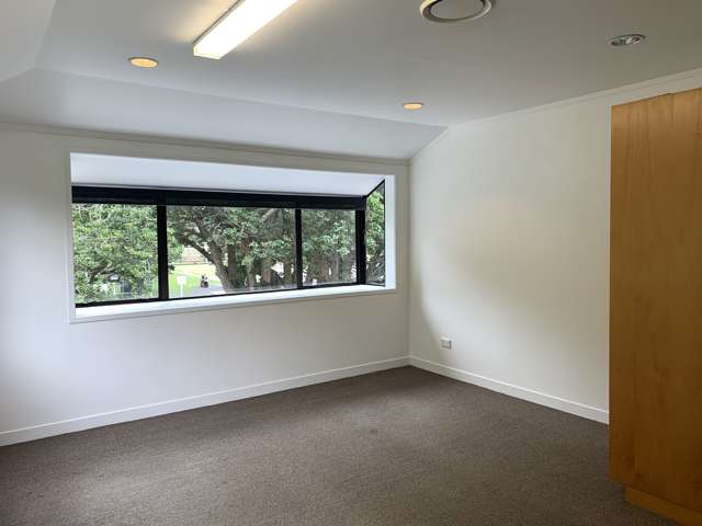 Room 1/36 Cameron Road Tauranga Central_4