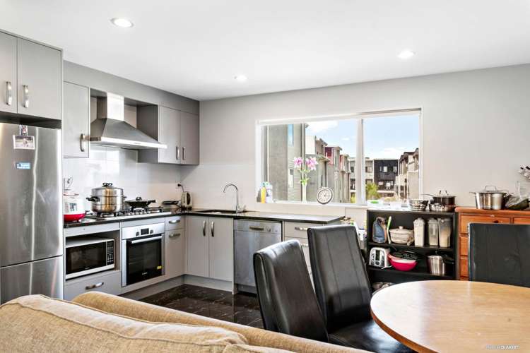 22/5 Perekia Street Albany_1