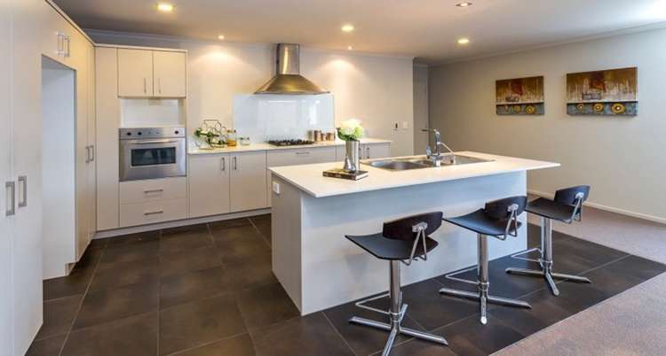 310 Ormiston Road Flat Bush_1