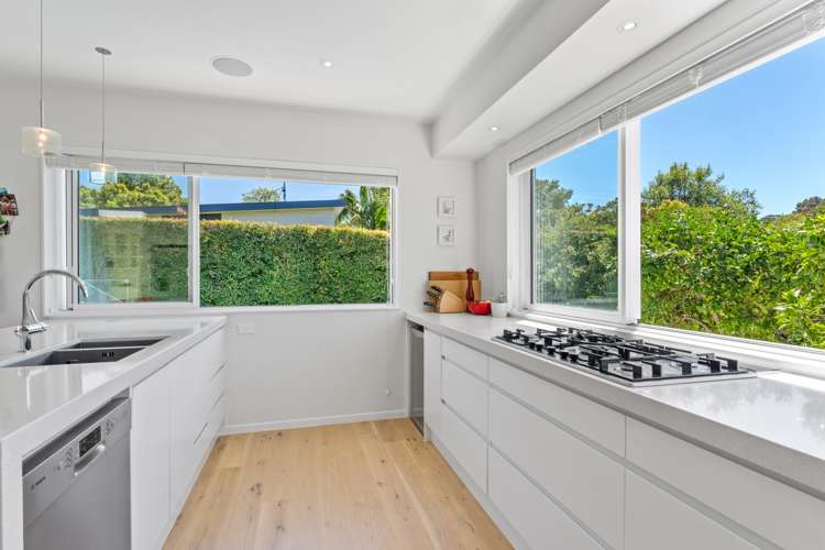 9 Penzance Road Mairangi Bay_16