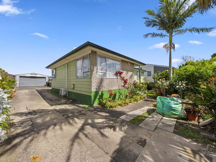 33 Hyperion Drive Randwick Park_19