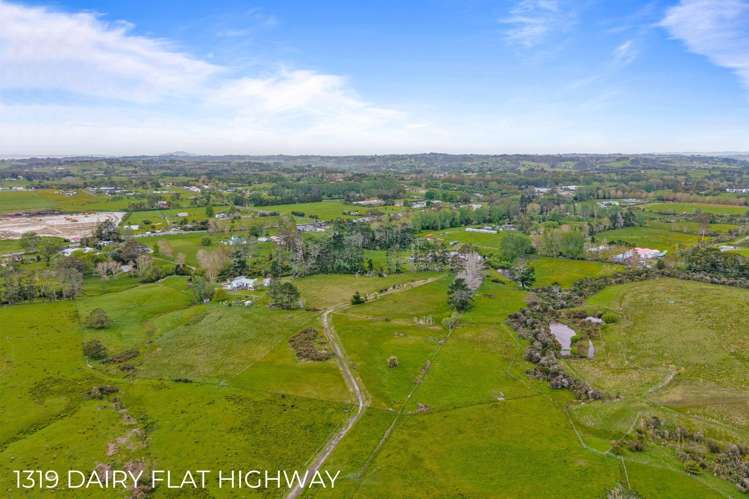 1317 and 1319 Dairy Flat Highway Dairy Flat_27