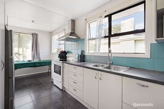 42 Lavinia Crescent Mangere East_2