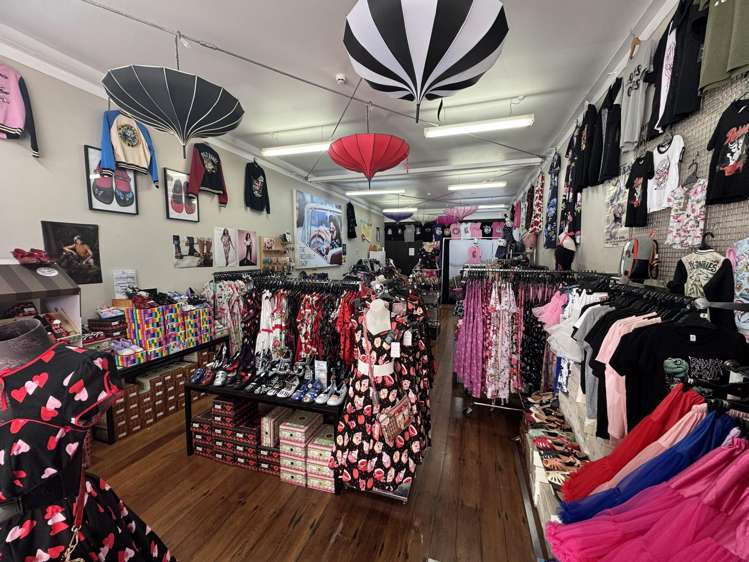 149-153 Whitaker Street Te Aroha_12