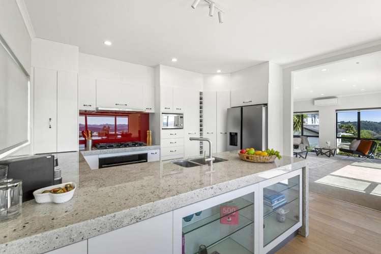 74 Oakway Drive Schnapper Rock_10