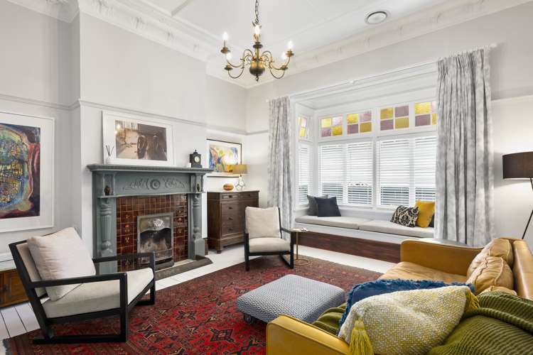 377 North Road North East Valley_8