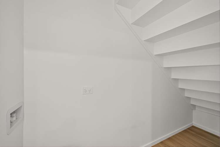 11/15 Bunyan Street Waltham_15