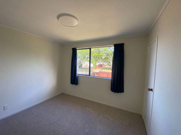 1/14 Compass Place Te Atatu Peninsula_5