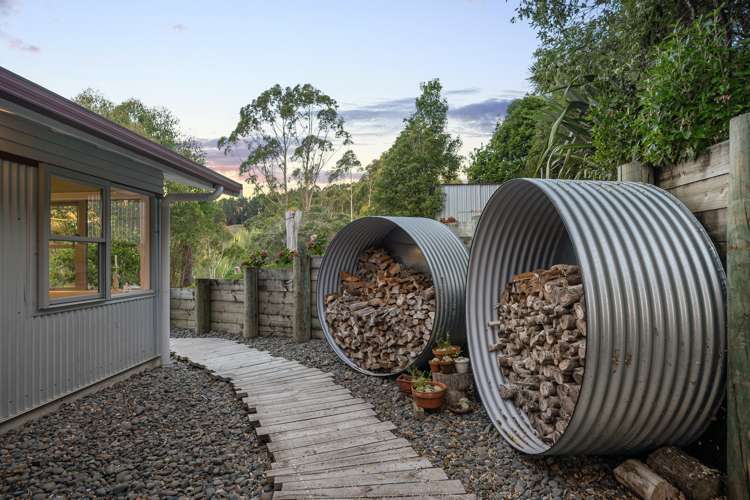 35 Lloyd Drive Wainui_25