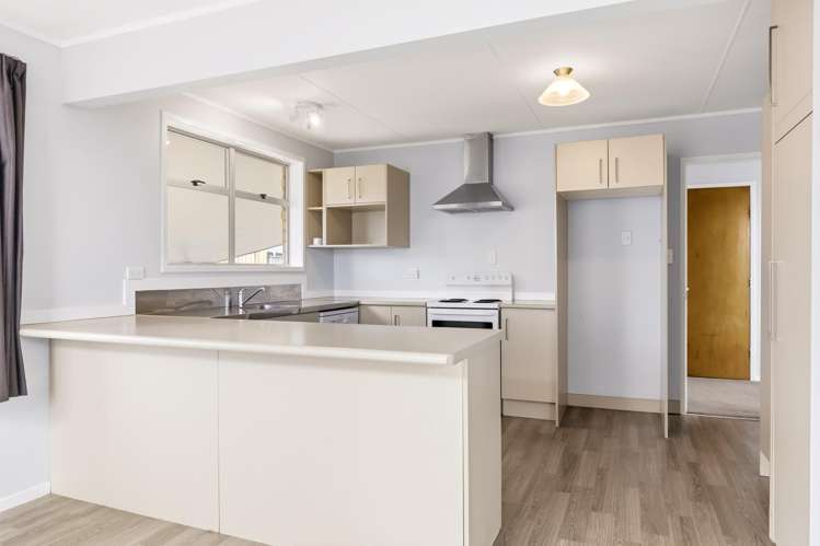 86 Tamatea Road Taupo_7