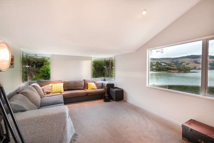 425 Marine Drive Charteris Bay_11