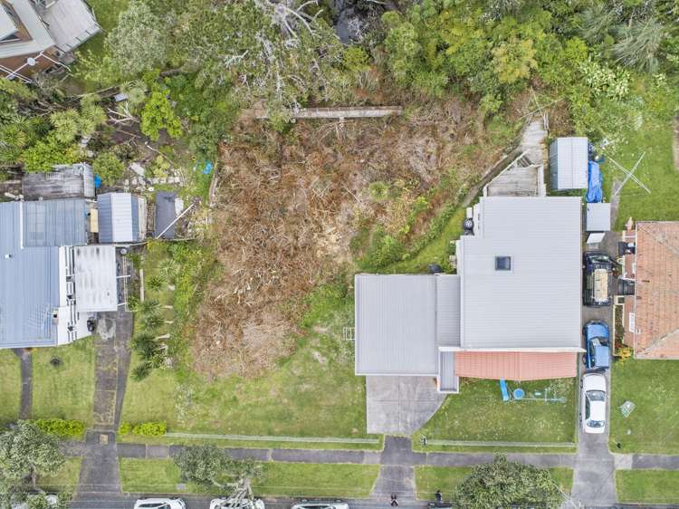 12 Reid Road New Lynn_9