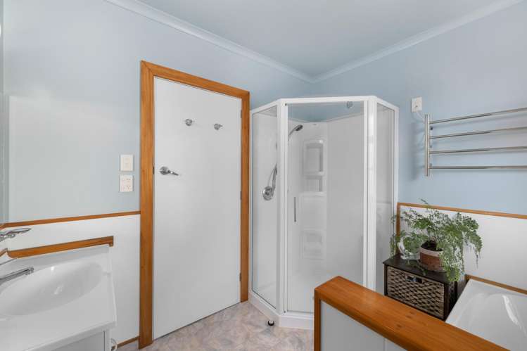 23 Leicester Street Picton_16
