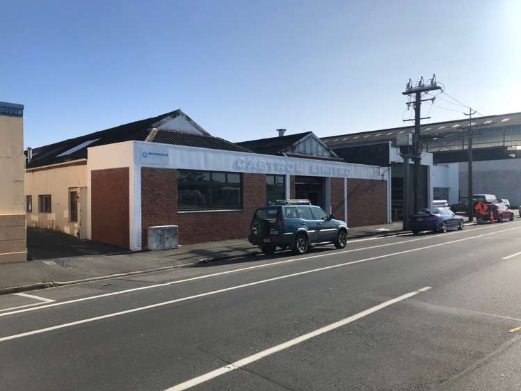 31-33 Fryatt Street_0