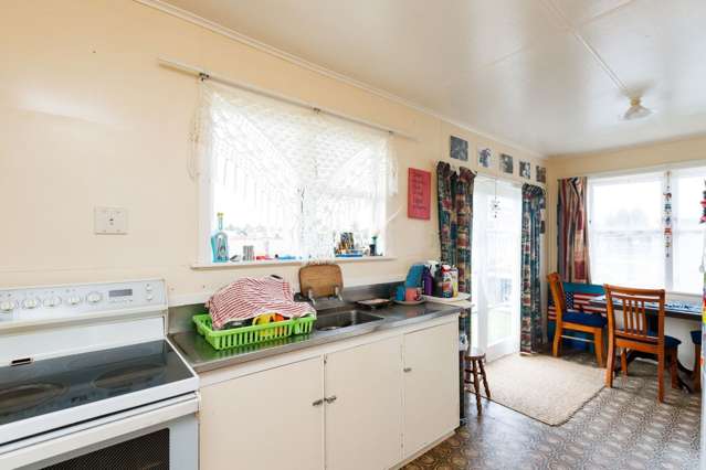 44 Owen Street Bunnythorpe_1