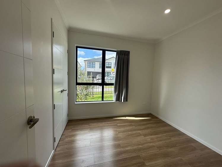 69 Koromeke Street Flat Bush_7