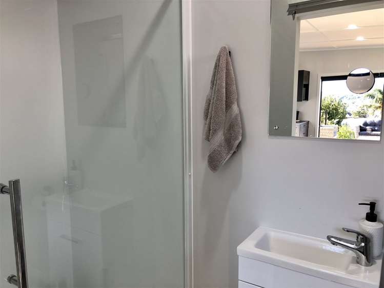 13 Panorama Parade Pauanui_12