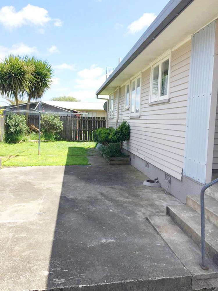 1/19 Sutton Crescent Papakura_11