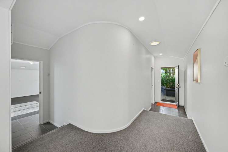 30 Arlette Place Massey_16