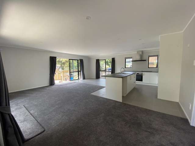 5A Stillwater Crescent 1792_2