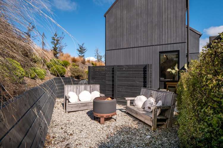 12 Elevator Lane Jacks Point_3