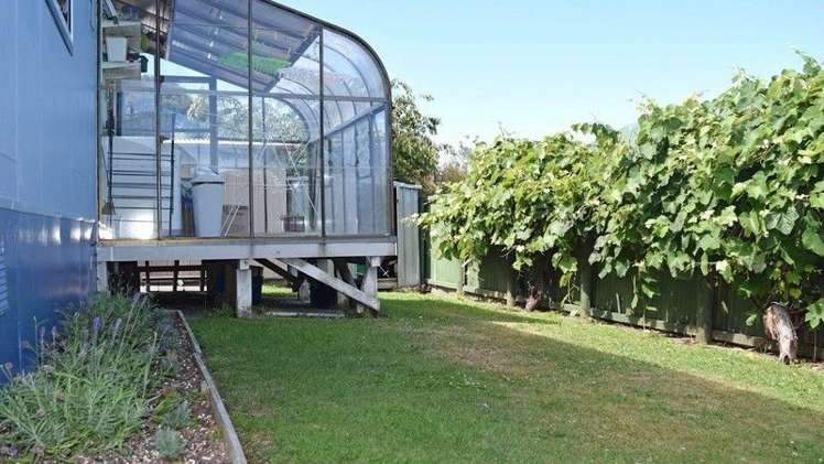 2/7 Hinemoa Avenue Taupo_13