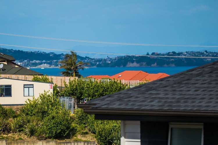 4 Ascension Crescent Orewa_19