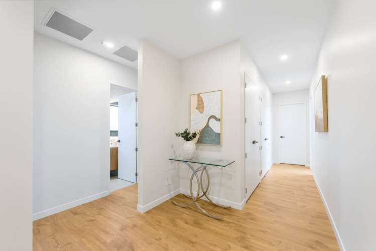 18 & 18a Katote Avenue Swanson_21