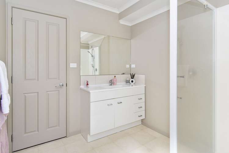 44 Condor Drive Pyes Pa_14