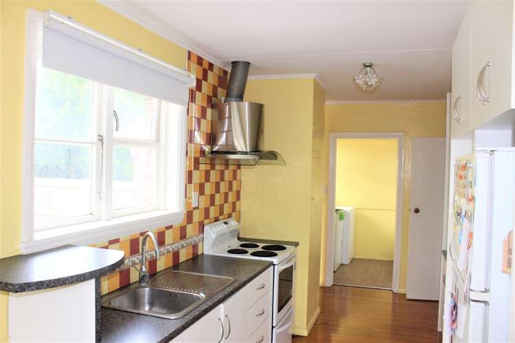 16 Attlee Crescent Bryndwr_1