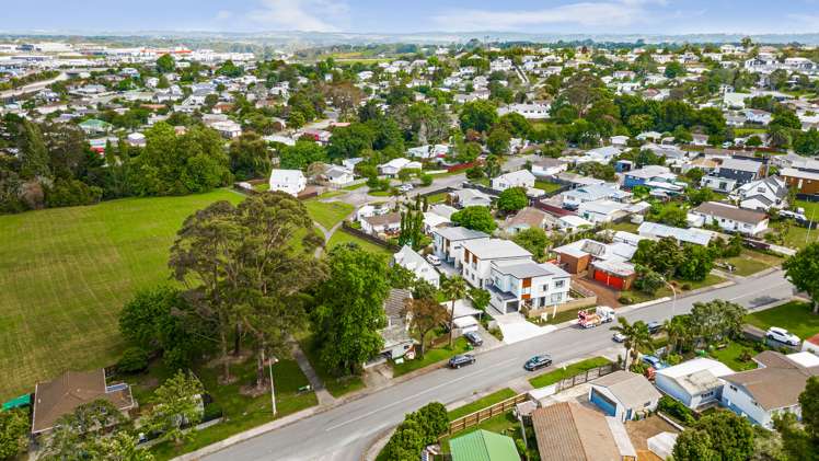 43c Fitzherbert Avenue West Harbour_32