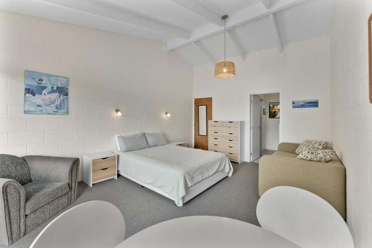 51 Wairau Road Oakura_7