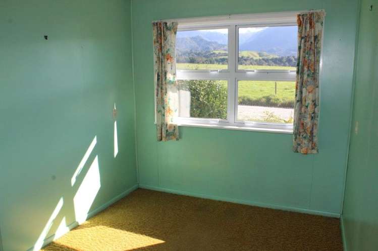 653 Long Plain Road Takaka_11