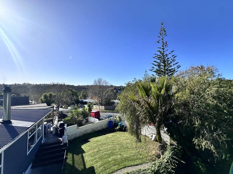 81 Vandeleur Avenue Birkdale_12