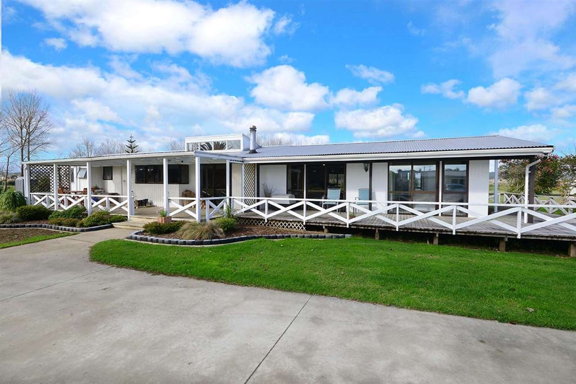 2194 State Highway 16 Helensville_0