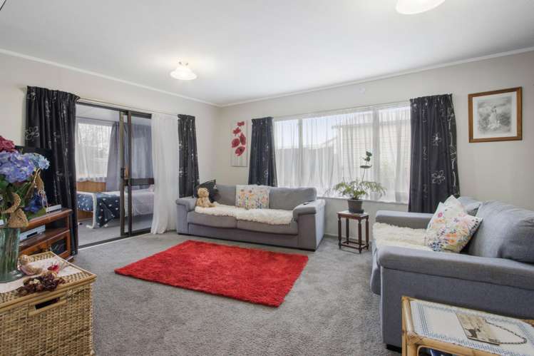 22b Tui Place_3