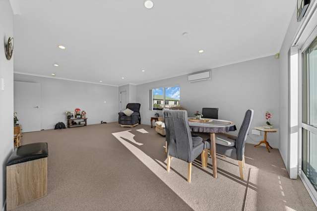 25/8 Village Place Tuakau_4