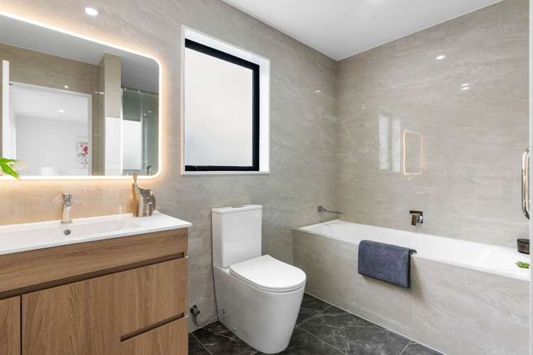 14A Tory Street Mt Roskill_16