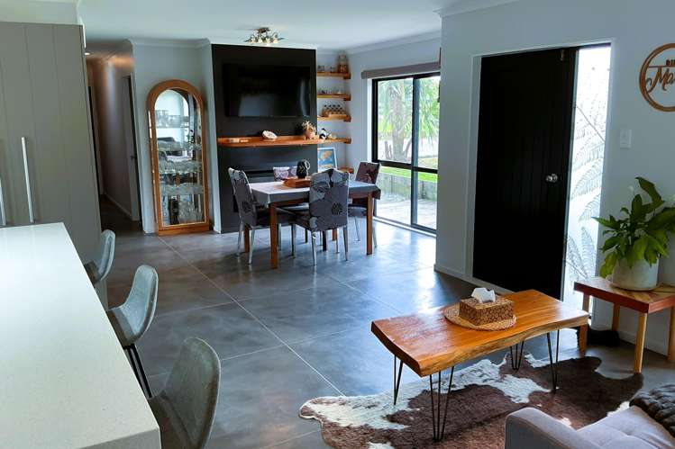 235D Watershed Road_3