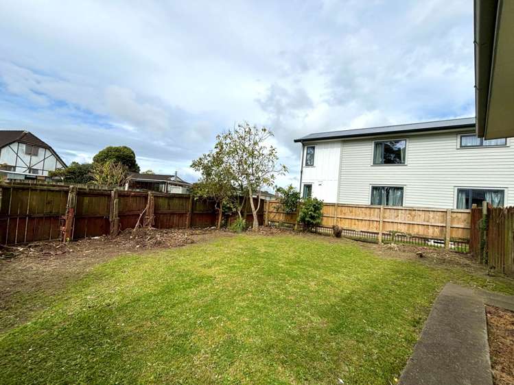 56 Sharland Avenue Manurewa_22
