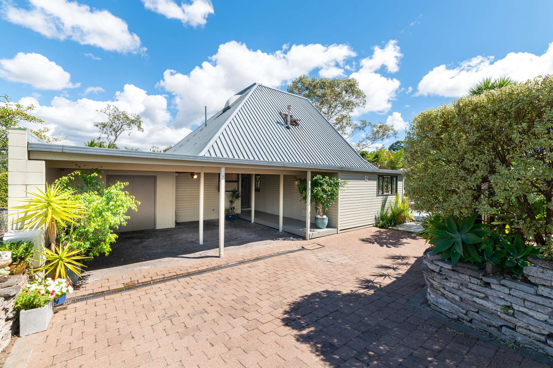 6 Bamfield Place Hillsborough_0