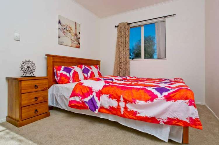 1a/66 Seaview Road Glenfield_13