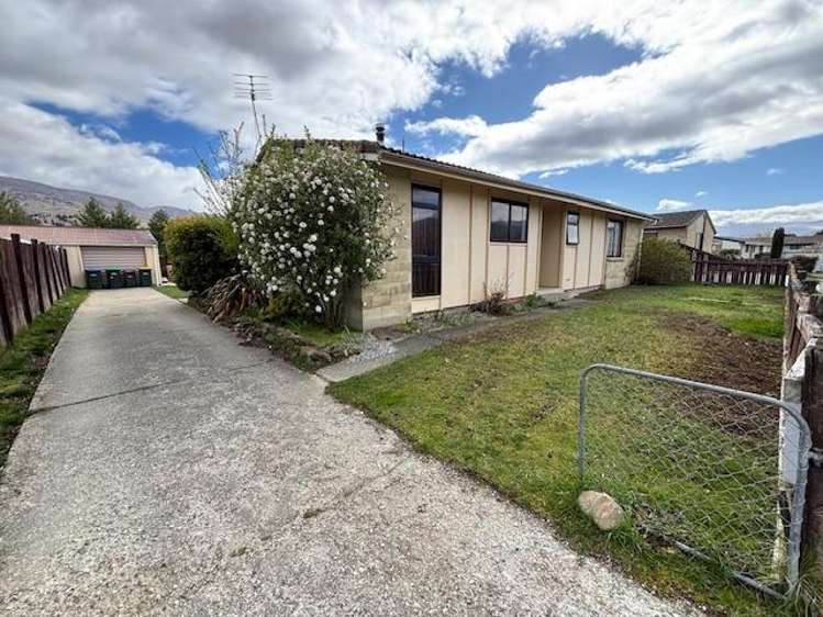 92 Waenga Drive 10126_0