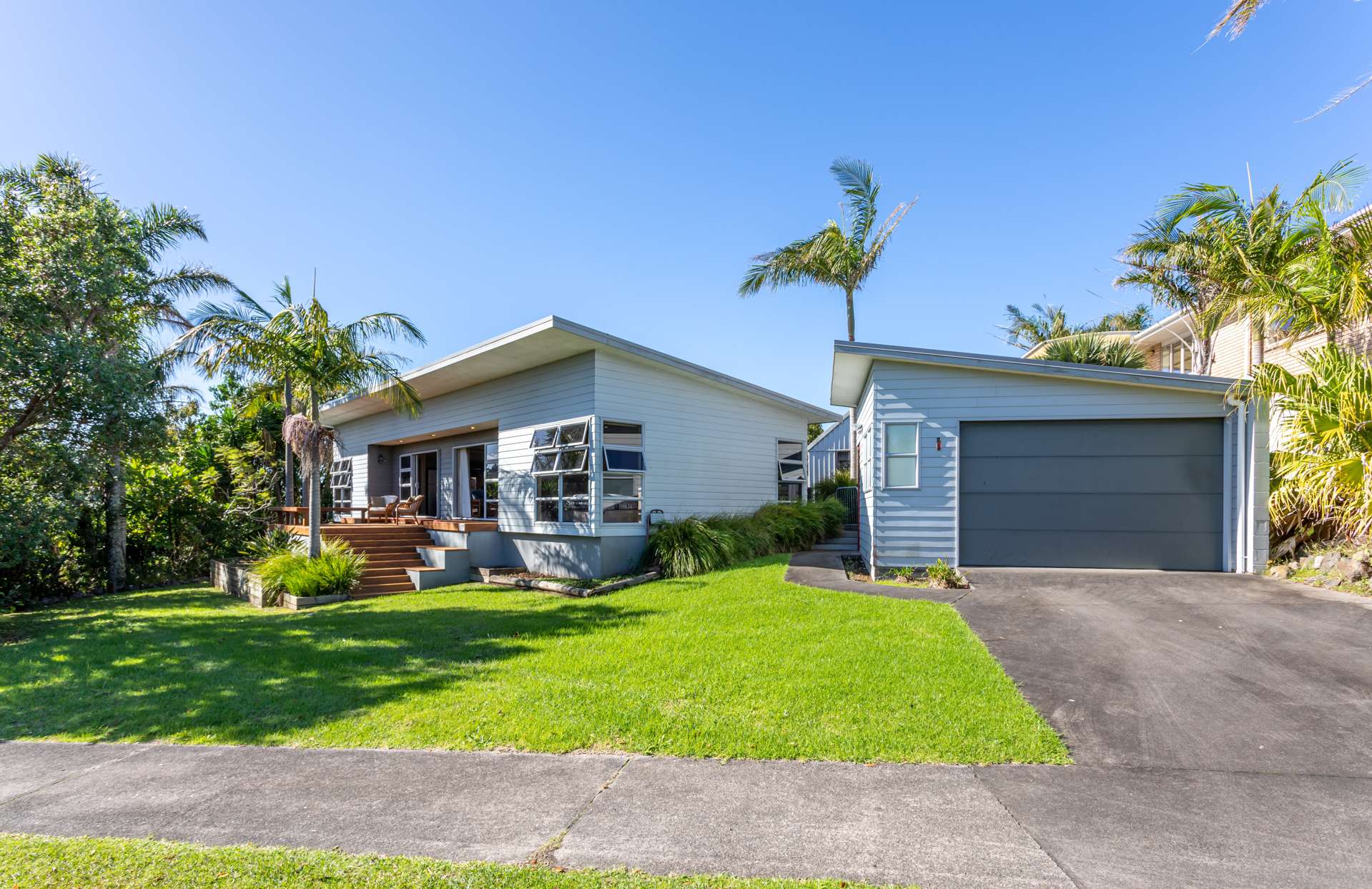 2 Norfolk Place Tairua_0